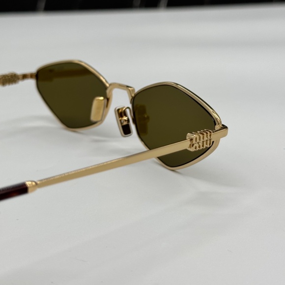 NEW SMU 56Z 5AK09Z MIU MIU SUNGLASSES MU56ZS 5AK09Z GOLD MU 56ZS WOMEN EYEWEAR main image 8